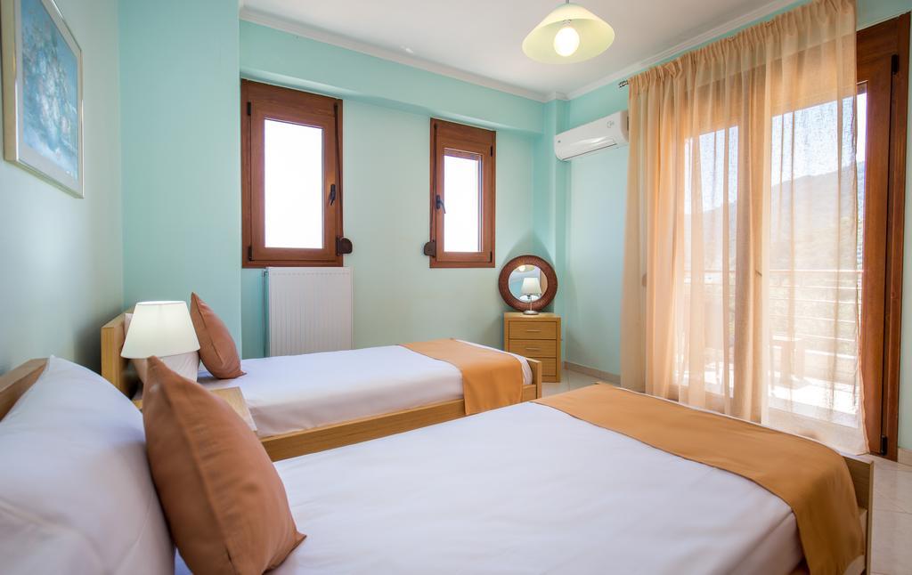 Aphrodite Villas Koinira Luaran gambar
