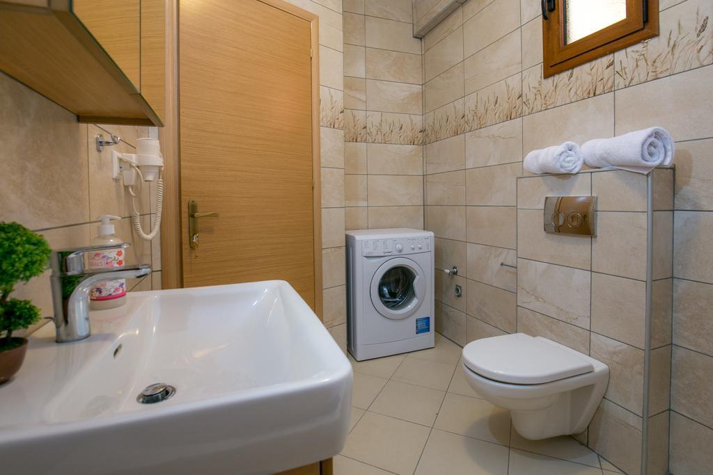 Aphrodite Villas Koinira Luaran gambar