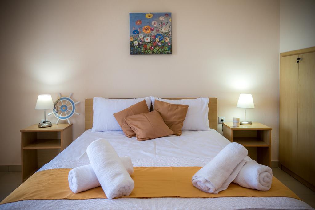 Aphrodite Villas Koinira Luaran gambar