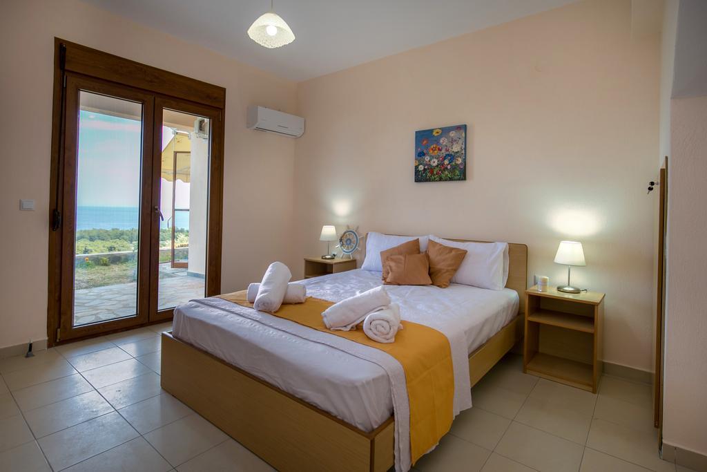 Aphrodite Villas Koinira Luaran gambar